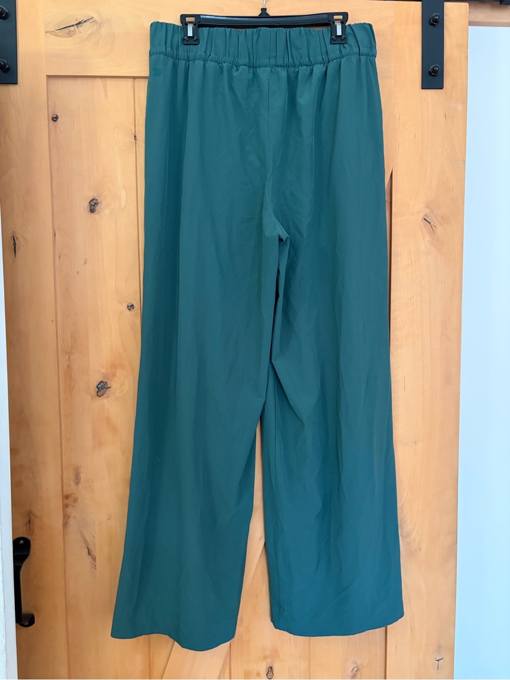 all in motion Wide-Leg Drawstring Pants in Green - Picture 2 of 3